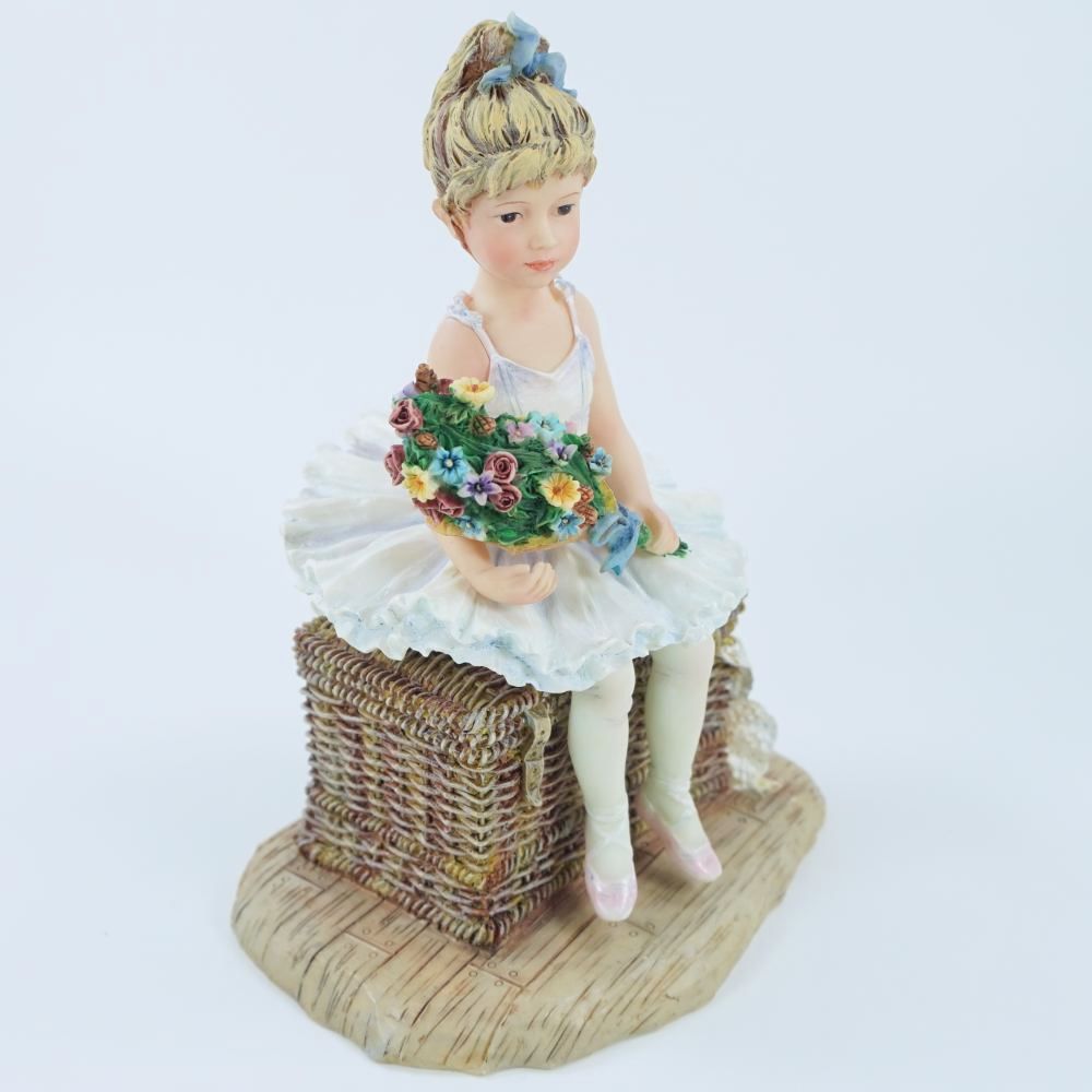 Crisalis Collection ★ Waiting in the Wings (1-405) Premium