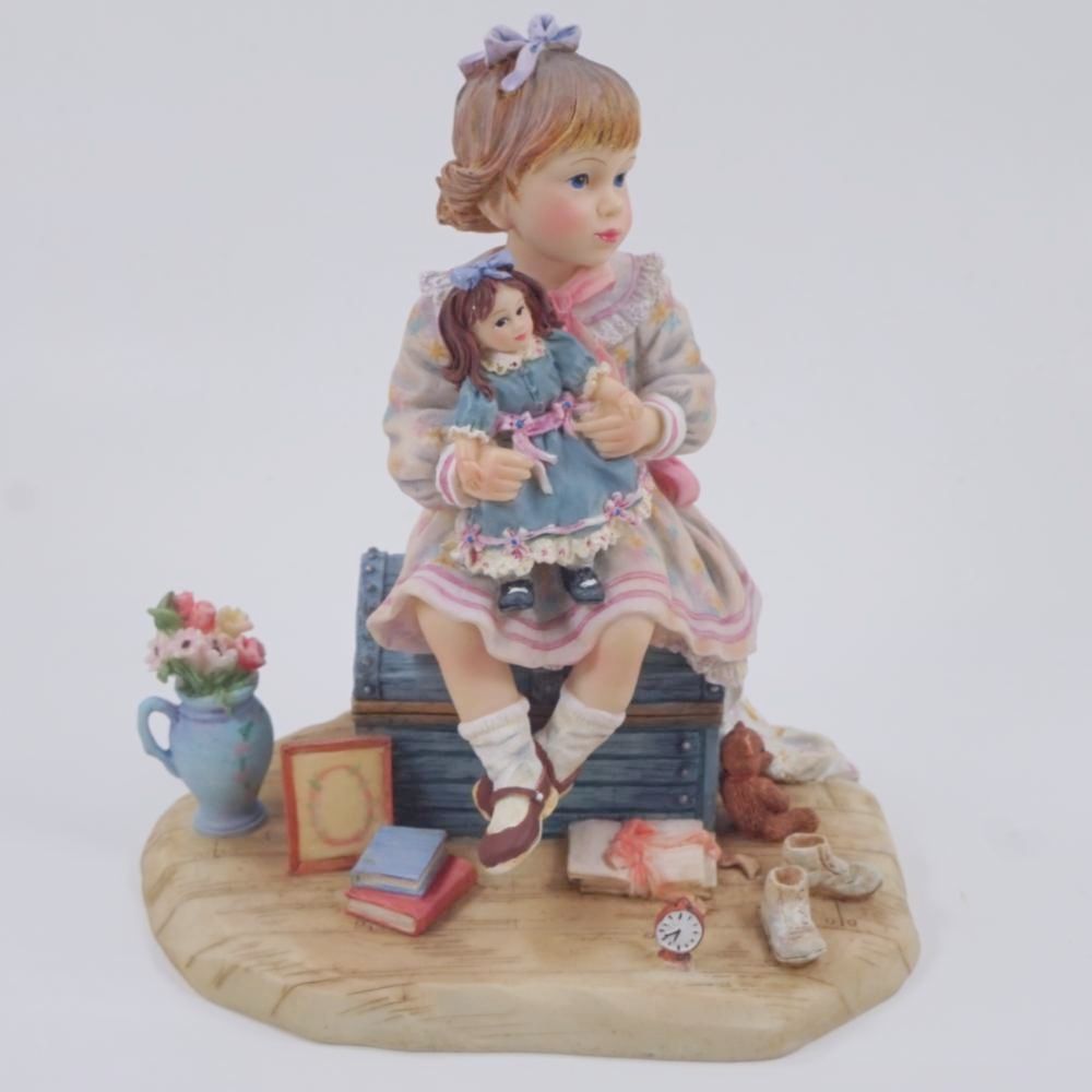 Crisalis Collection ★ Grandma's Attic (1-772) Premium