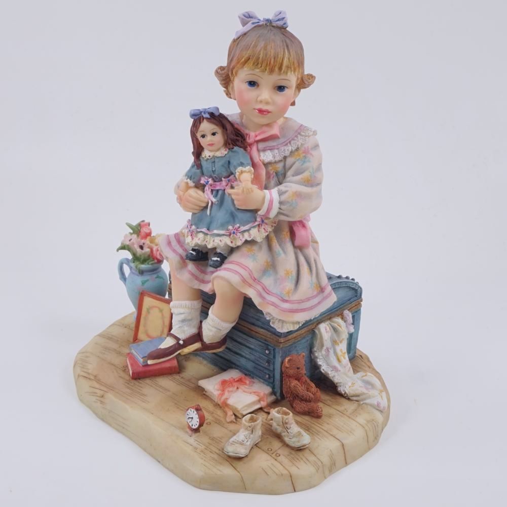 Crisalis Collection ★ Grandma's Attic (1-772) Premium