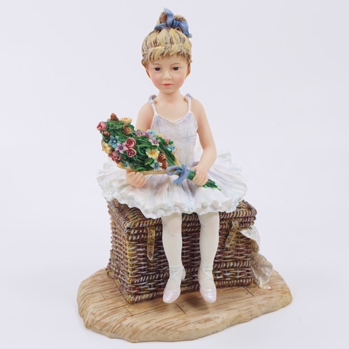 Crisalis Collection★ Waiting in the Wings (1-969) Premium