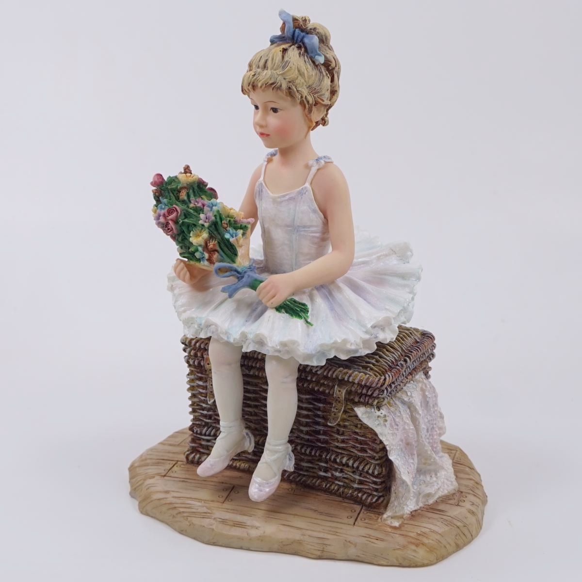 Crisalis Collection★ Waiting in the Wings (1-969) Premium