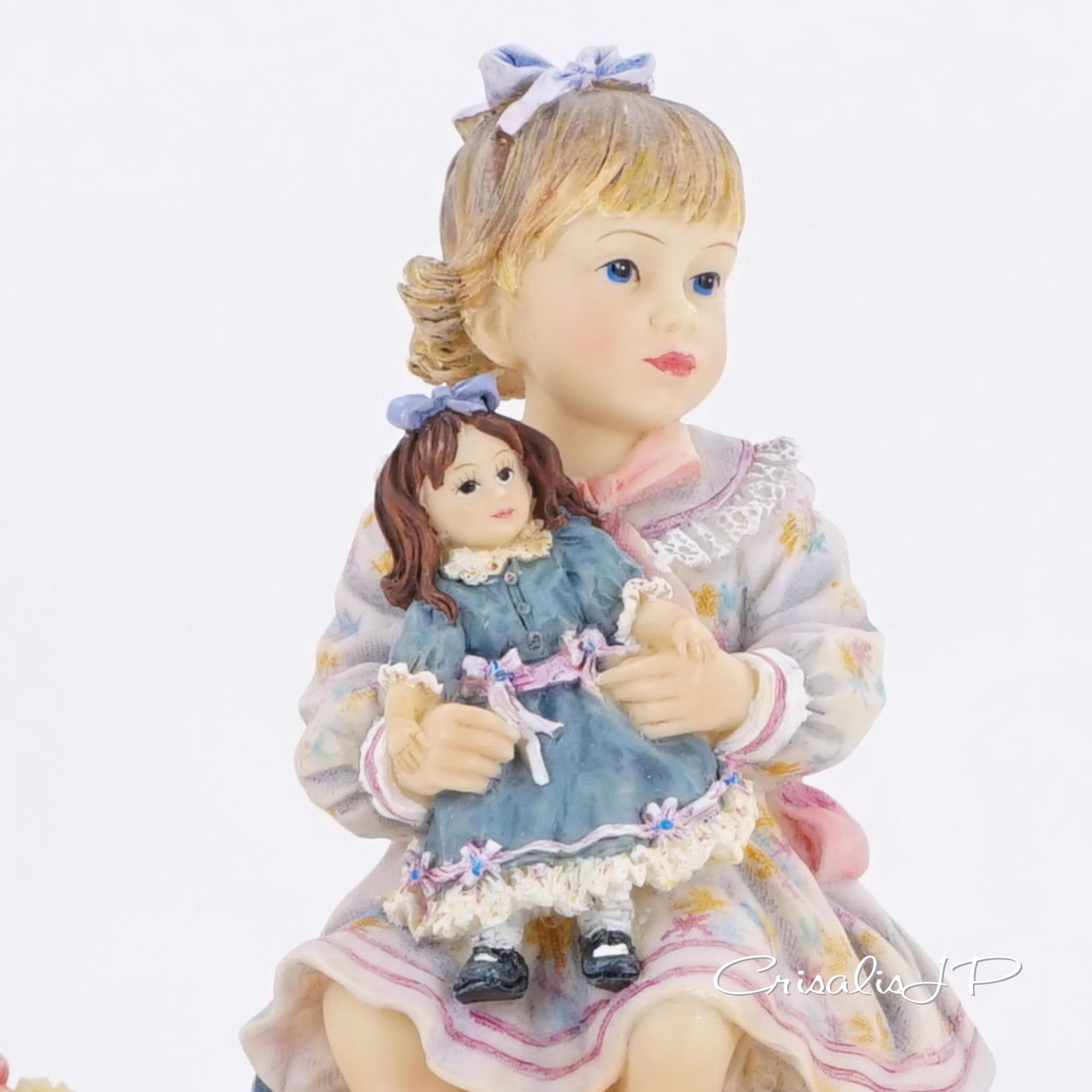 Crisalis Collection ★ Grandma's Attic (1-782) Premium