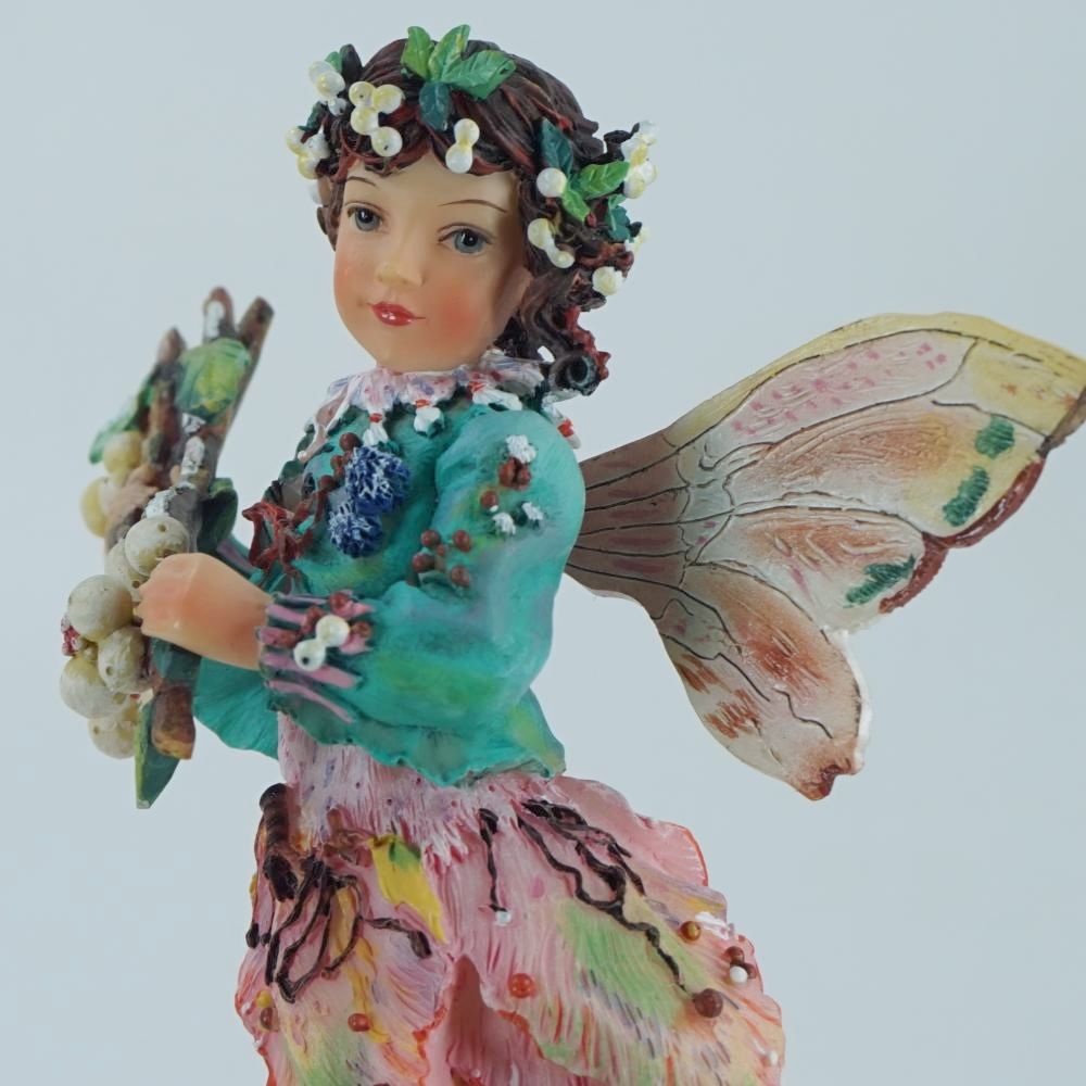 Crisalis Collection★ The Snowberry Faerie (1-2303) 10% OFF