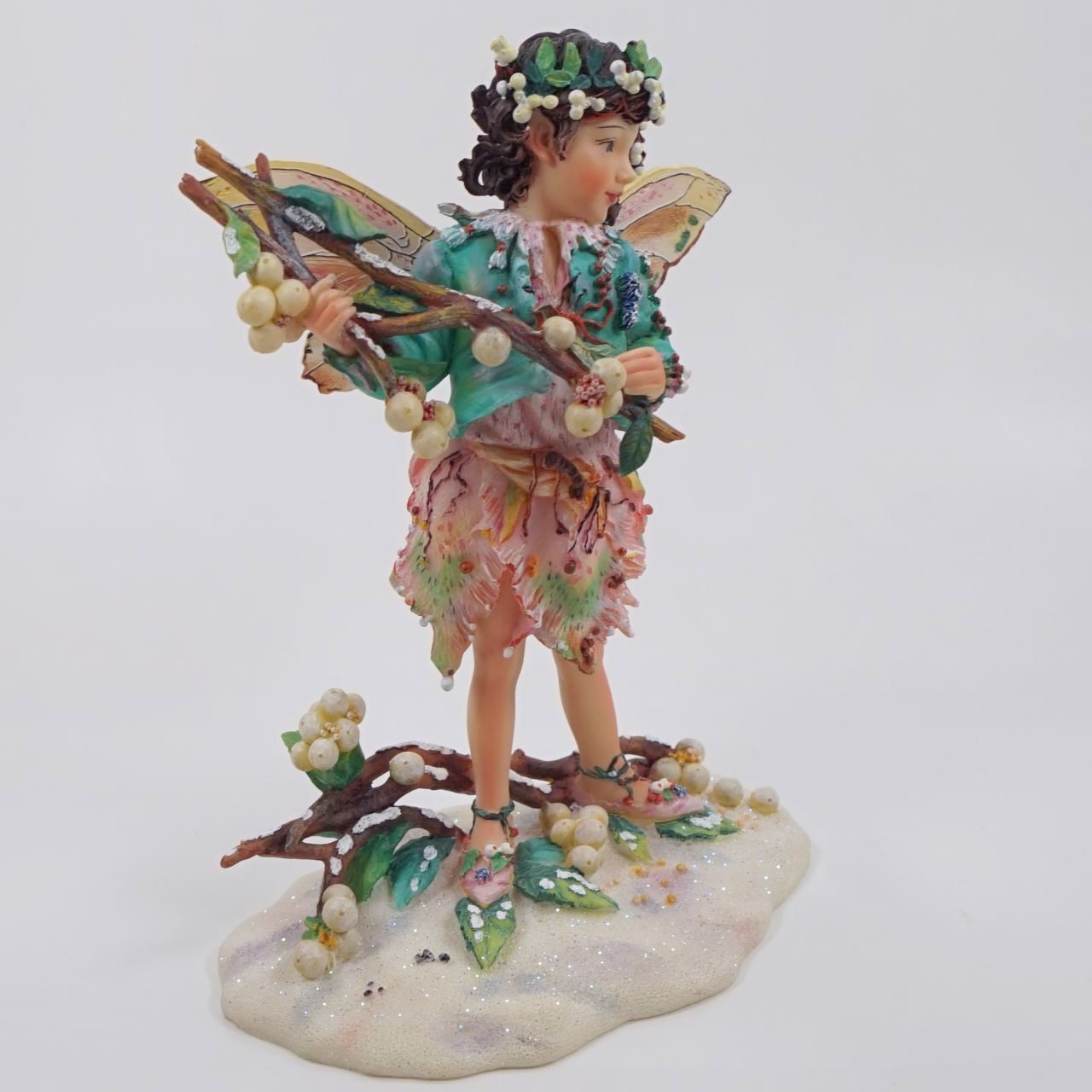 Crisalis Collection★ The Snowberry Faerie (1-4103) Standard