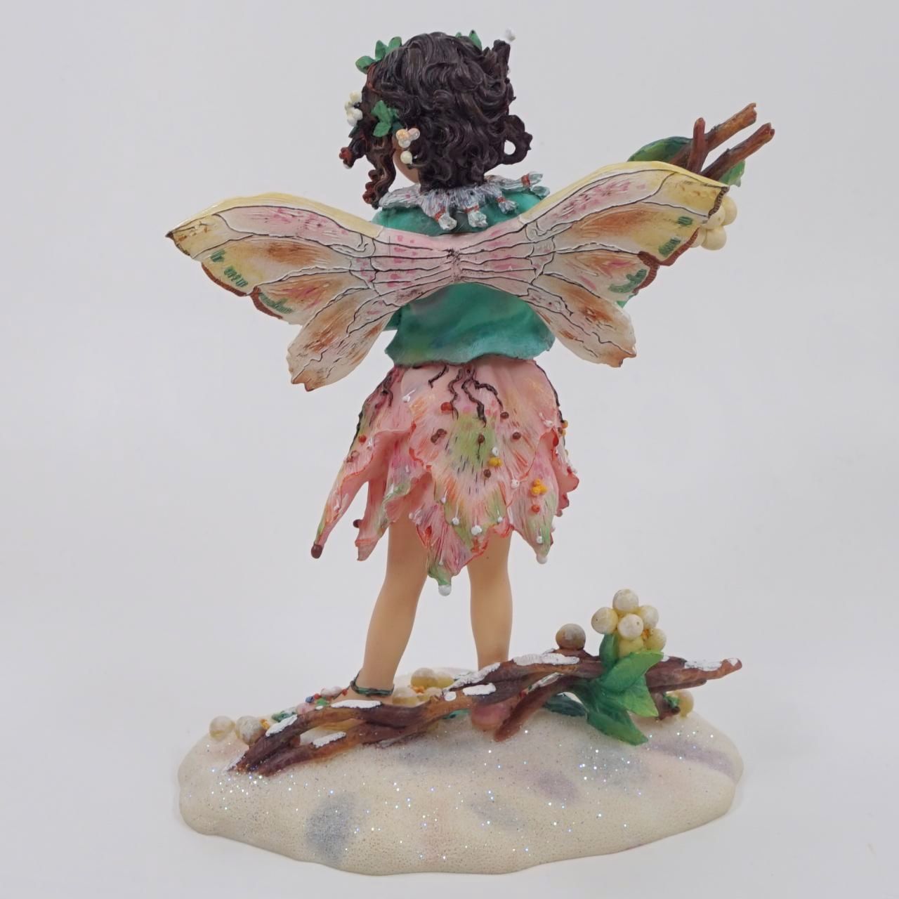 Crisalis Collection★ The Snowberry Faerie (1-4103) Standard